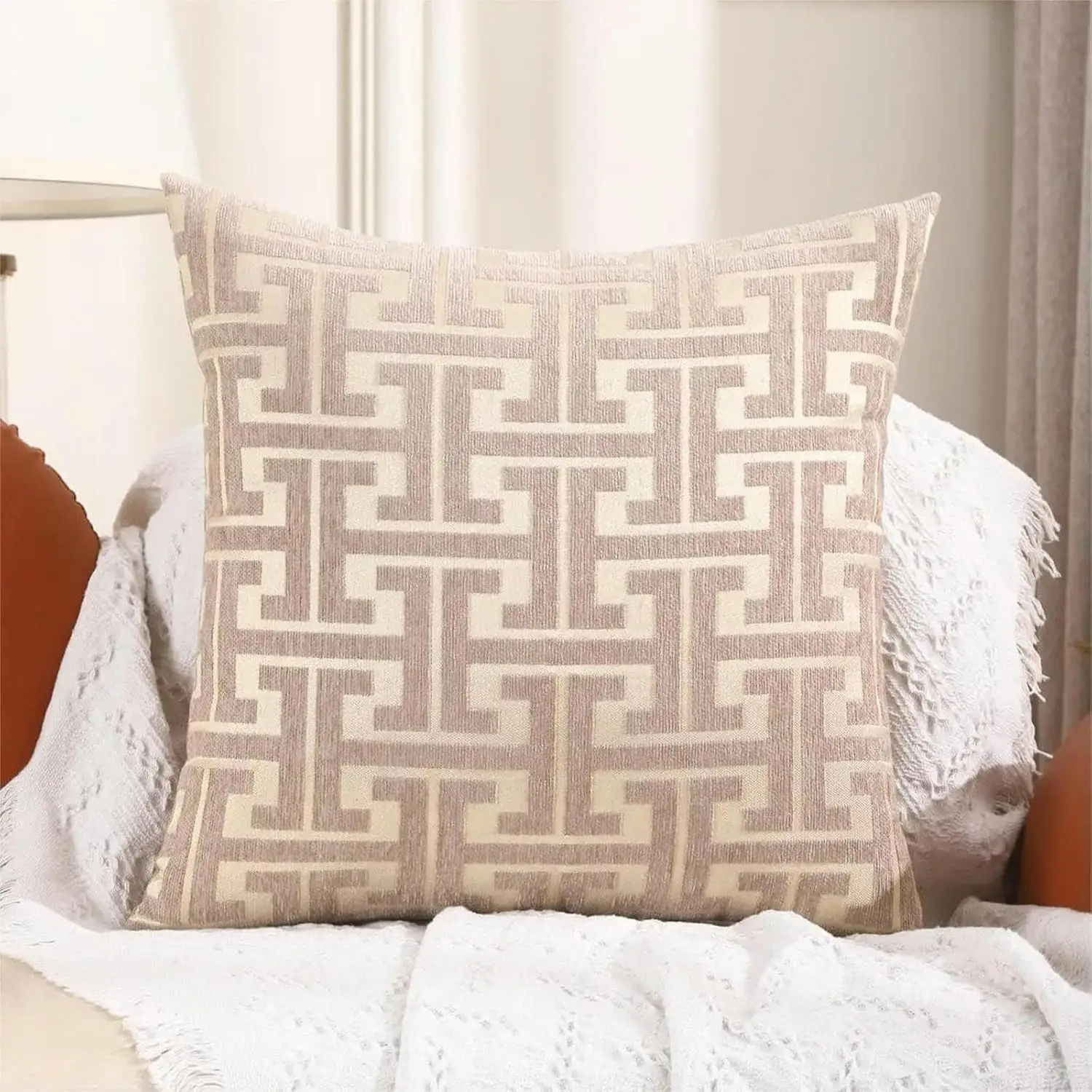 Pillow Cover 20X20 - 1 adet Nakış Detaylı Minder Örtüsü